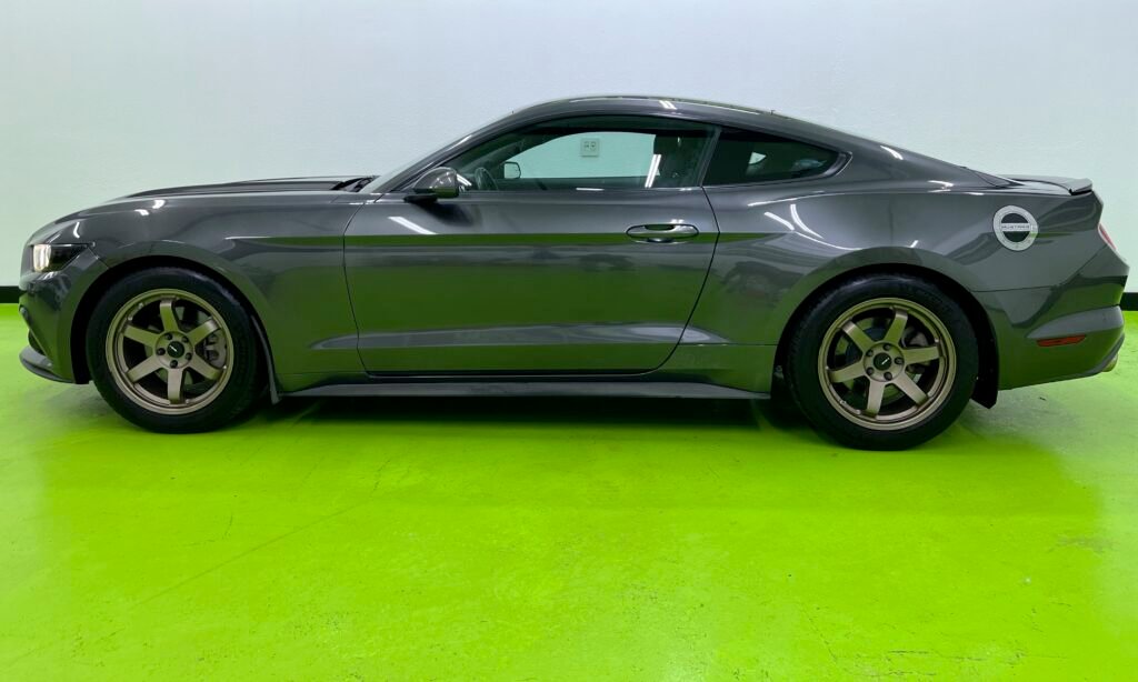 2017 Ford Mustang EcoBoost